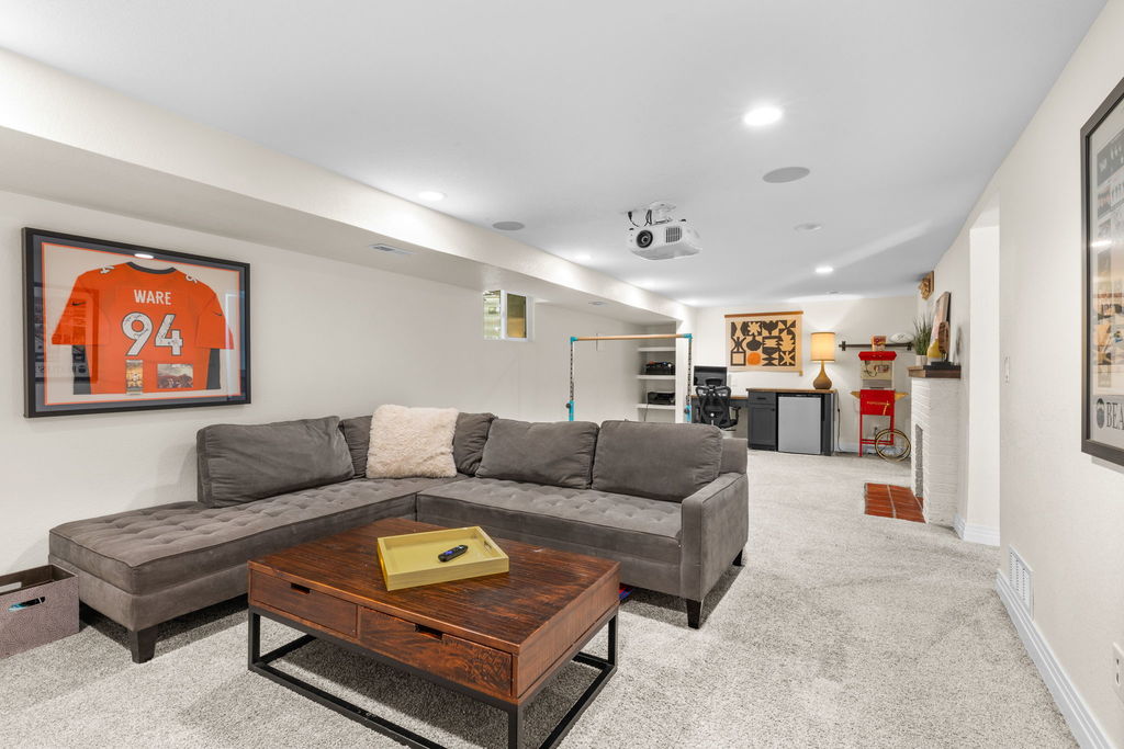 South Park Hill real estate, Park Hill Denver homes for sale, South Park Hill home for sale, 5 bedroom home Denver, fully remodeled Denver home, FORM at Compass Denver 3