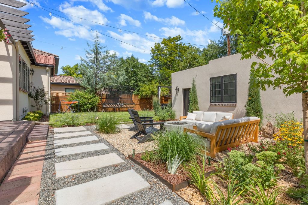 Landscaped backyard patio of a Belcaro, Denver home prepared for listing