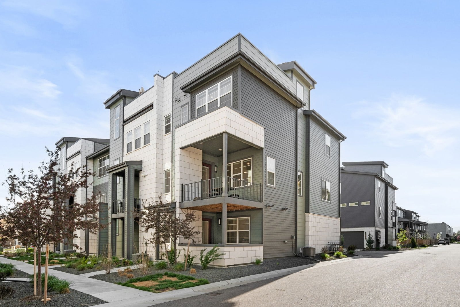 Modern Denver townhomes of the kind that appeal to San Francisco transplants