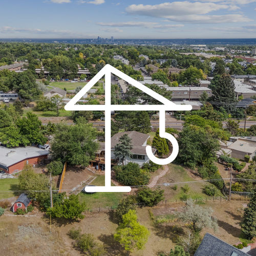 Are Buyers Looking for Renovated Homes or Original Homes in Applewood?