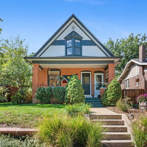 Sunnyside Victorian With a Separate Upper Unit (4581 Bryant St)