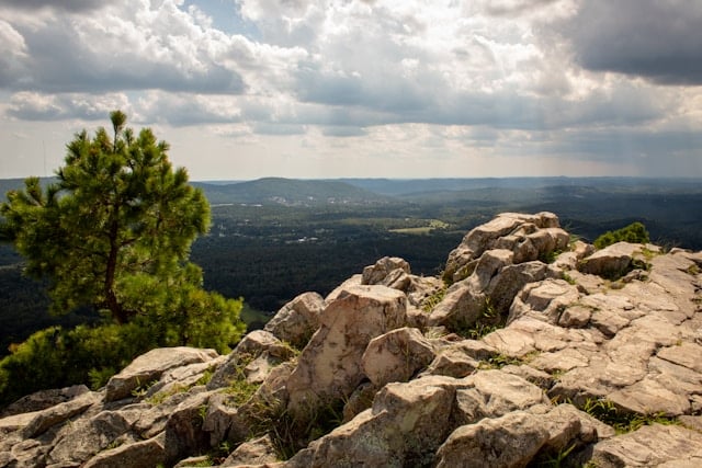 Living in Clinton AR 2026 | Ozark Small Town Life & Real Estate