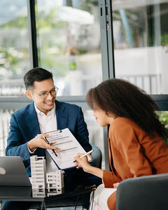 Work-With-Us-Sellers-img-01