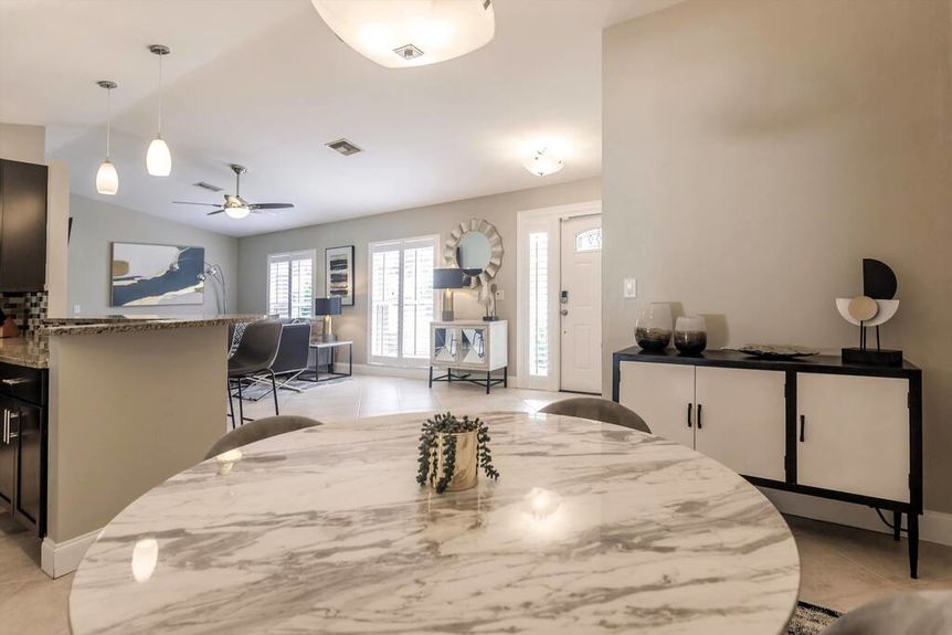 239-johnny-diningroom-1