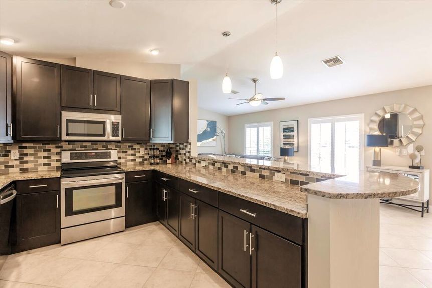 239-johnny-kitchen-1