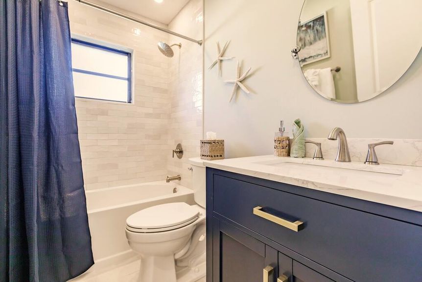 2451-river-reach-bathroom-2