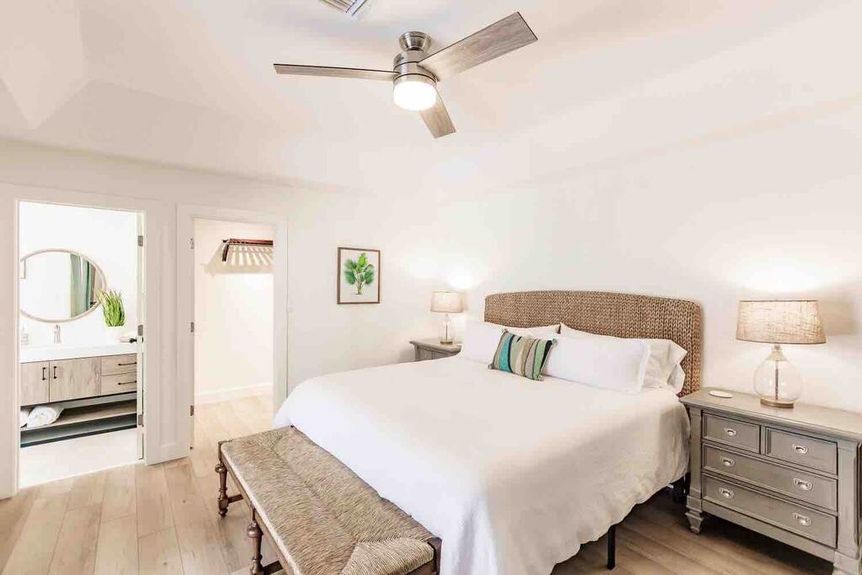 2451-river-reach-bedroom-1