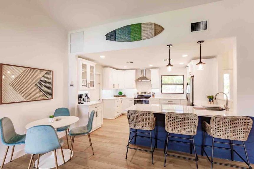 2451-river-reach-diningroom-1