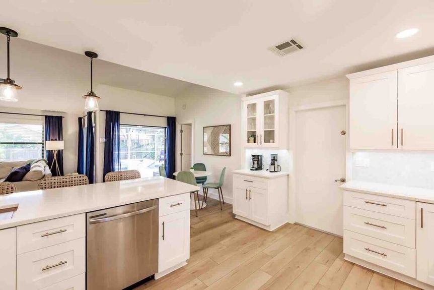 2451-river-reach-kitchen-2