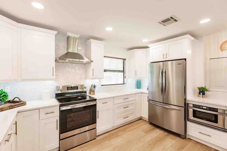 2451-river-reach-kitchen-3