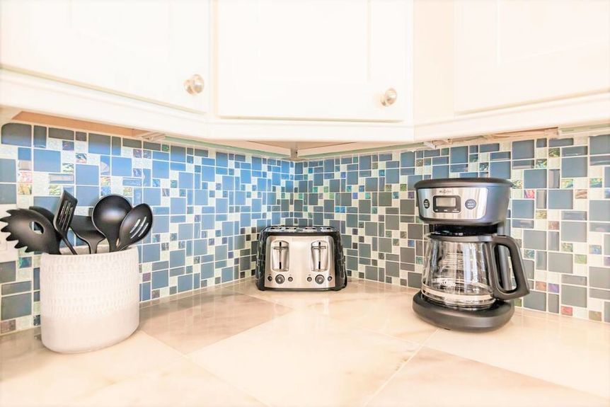 3565-balboa-kitchen-3