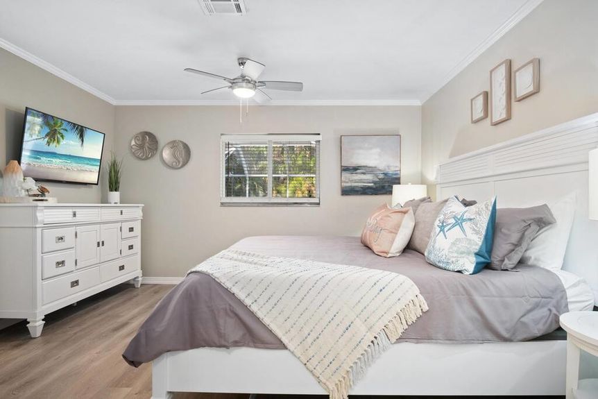 617-97th-bedroom-2