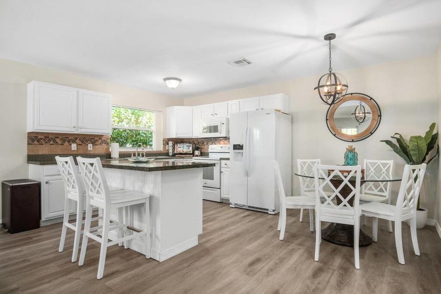 617-97th-kitchen-1