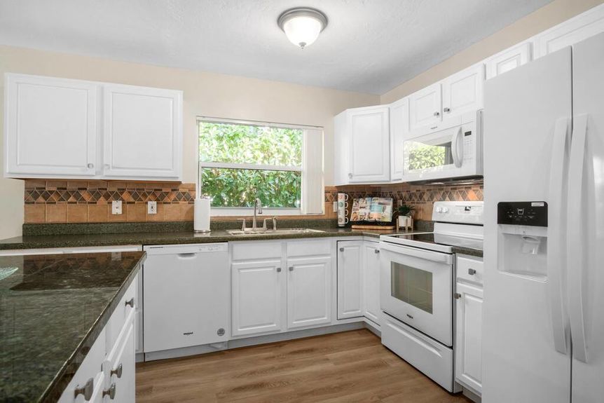 617-97th-kitchen-2