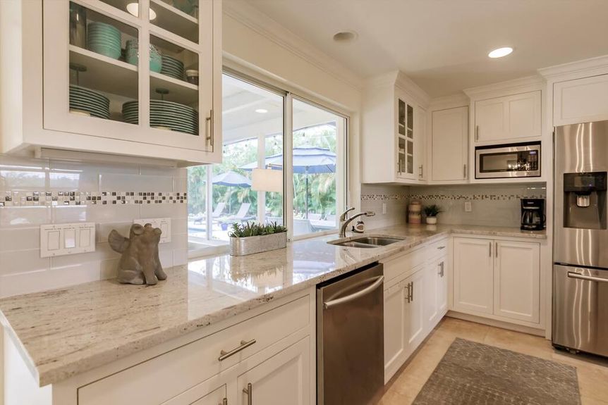 EhM1moExzdwci1C8eS53UBSouxikvsmyMXsN3qRy