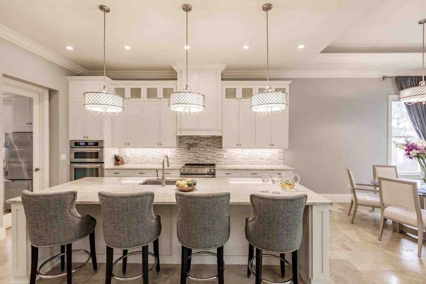 9320-vanderbilt-kitchen-1