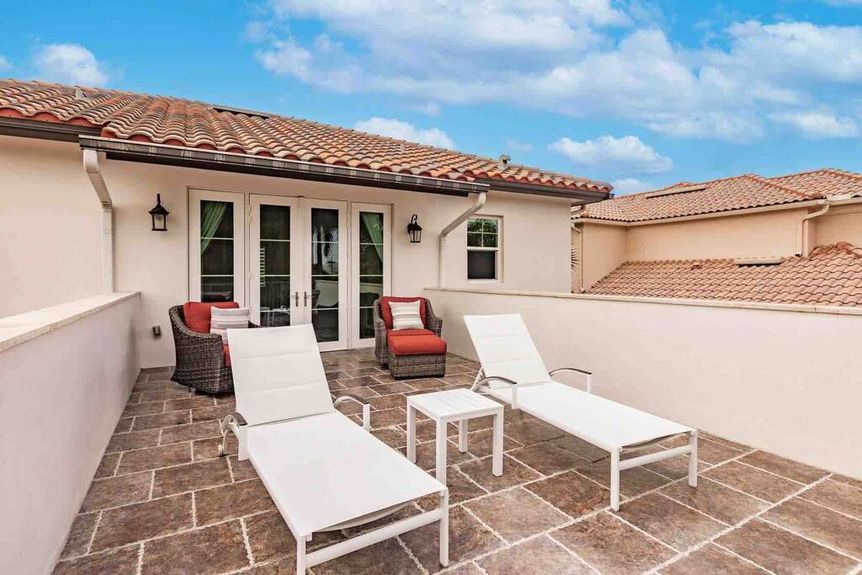 9320-vanderbilt-sunbed