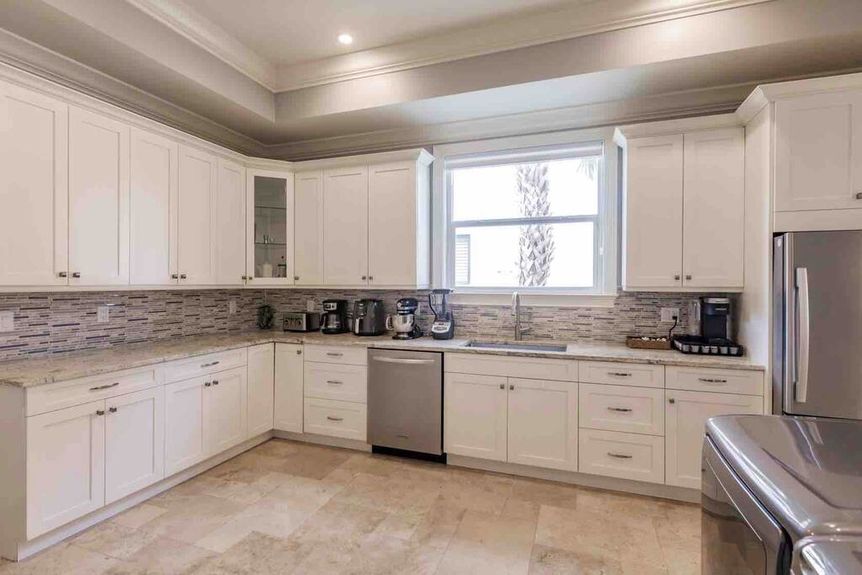 9320-vanderbilt-kitchen-3