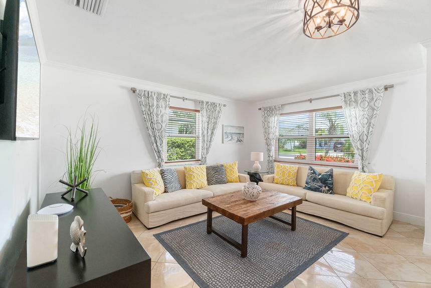 9-web-or-mls-dsc06859