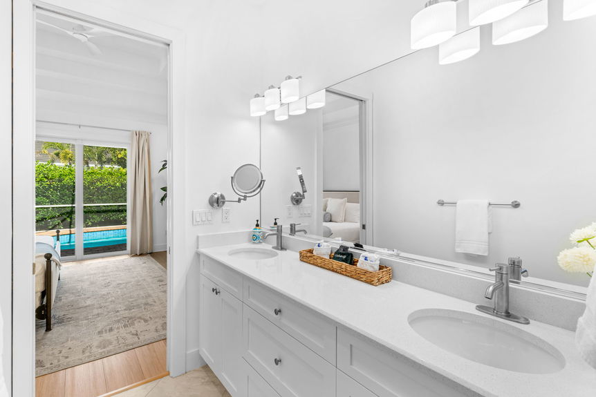 28-web-or-mls-A0103810