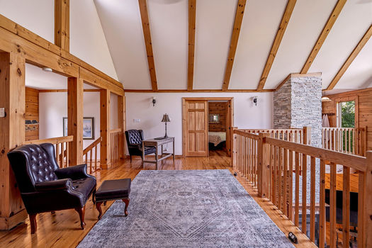 1261GouverneurDr-66