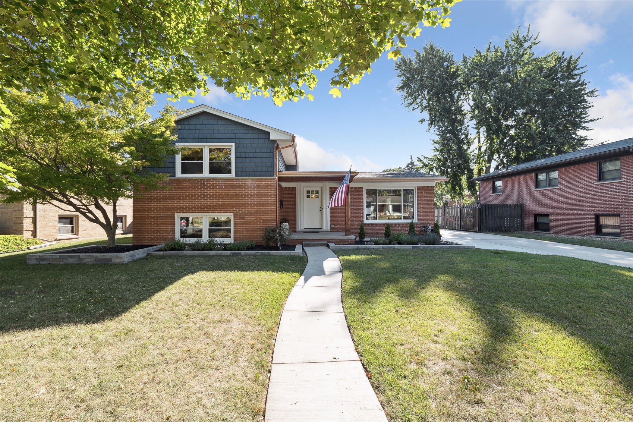 04-1723-N-Trenton-Dr-Trenton-MI-48183-WindowStill-42