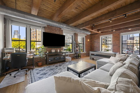 24-web-or-mls-Z8A_1105