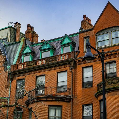 10 Expert Tips to Maximize Your Home’s Value in Boston’s Fall Market