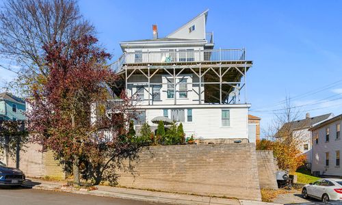 Beachfront-Style Home Near Boston: What 1000 Winthrop Ave …
