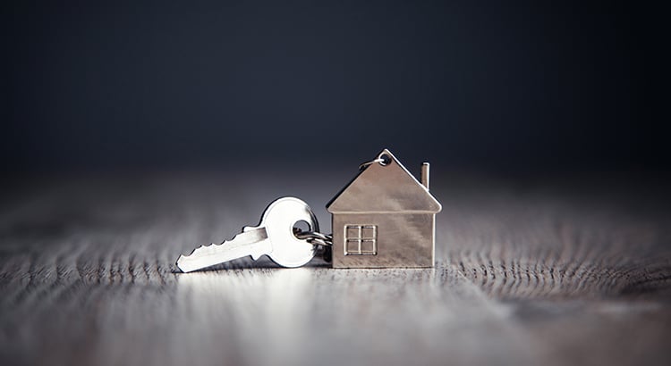 house model and house key