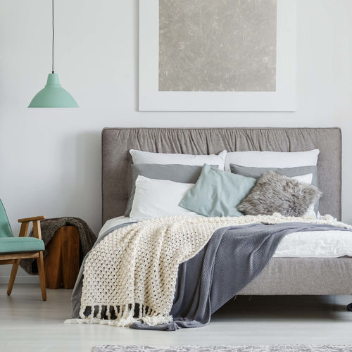 shutterstock_689998003 (1) (1)