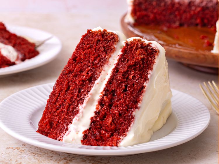 ALR-276078-homemade-red-velvet-cake-with-cream-cheese-frosting-VAT-4x3-1135ba47a4b74be28f73df983fc1fd2d