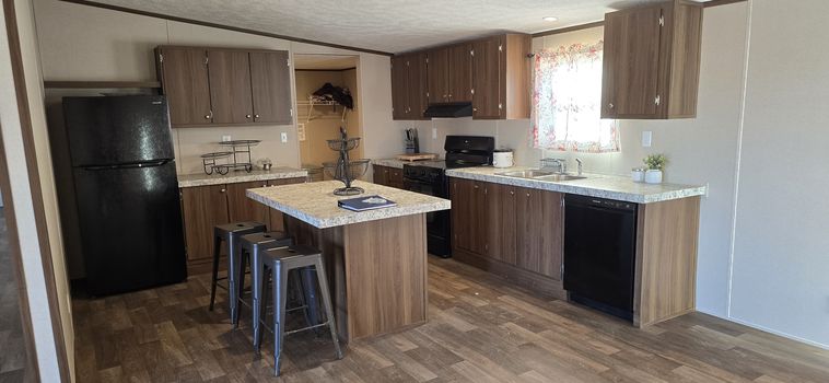 WhatsApp Image 2024-12-16 at 16.18.35_51adc7e3