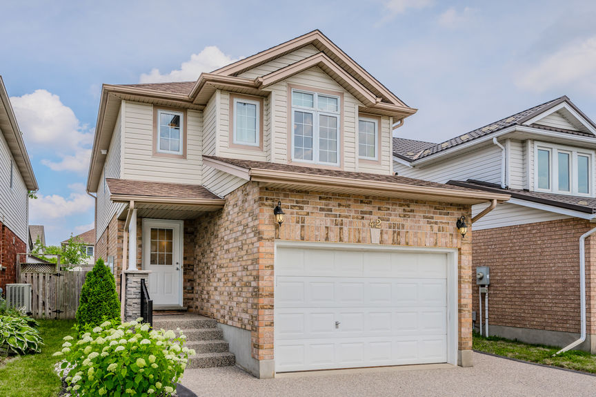 004-42 Bridlewreath Street Kitchener-14