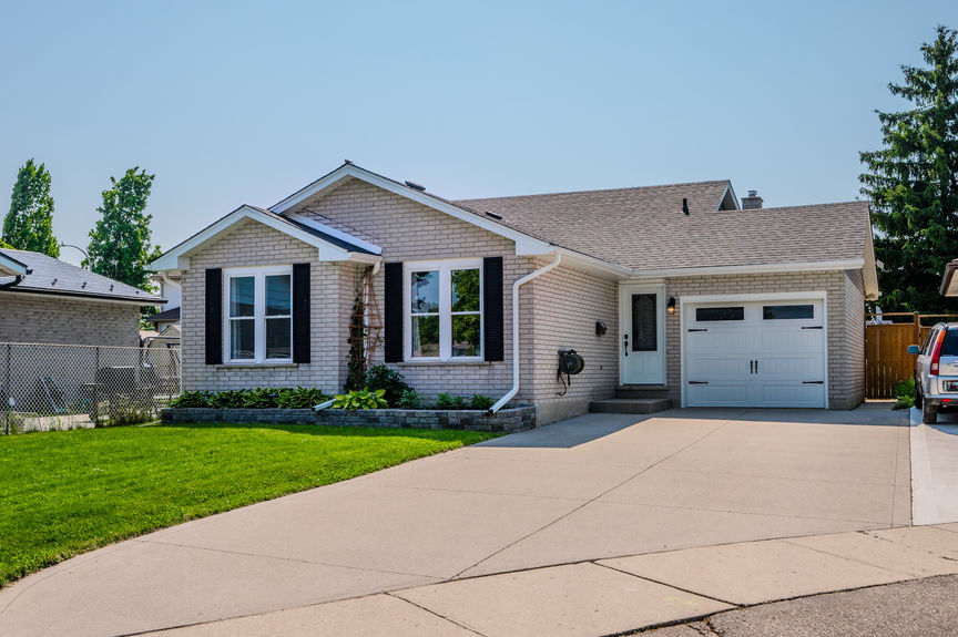 004-44 Warwick Court Kitchener-14