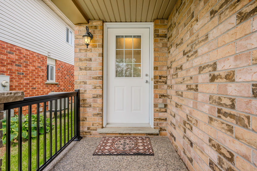 005-42 Bridlewreath Street Kitchener-15