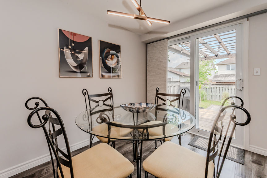 010-42 Bridlewreath Street Kitchener-20