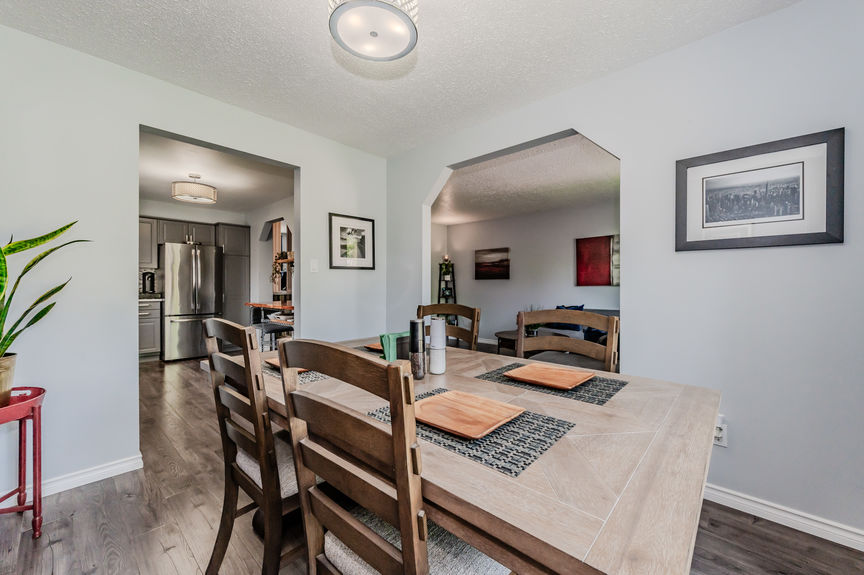011-44 Warwick Court Kitchener-21