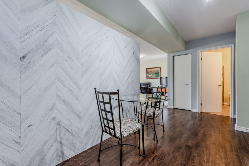 030-44 Warwick Court Kitchener-40