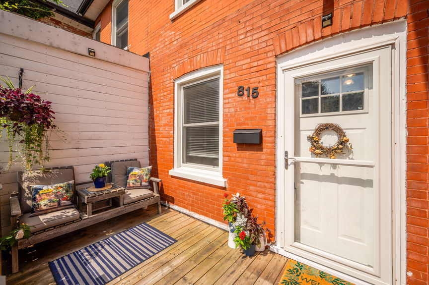 006-815 William Street, Cambridge&#8211;16