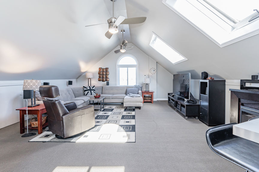 033-893 Queens Blvd Kitchener–43