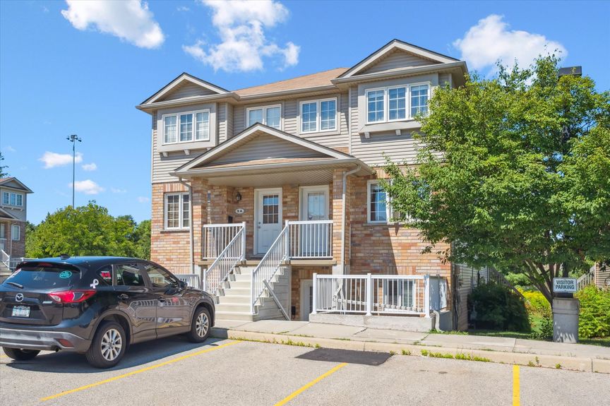 01-Howe Dr Unit 9D 003