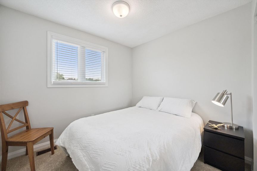 24-Harris Ave 023