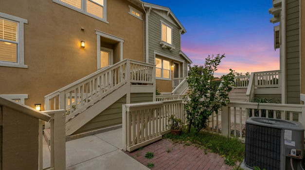 Twilights yLk97XQwBppzY6O708gnk_O7bqLk4C_00001