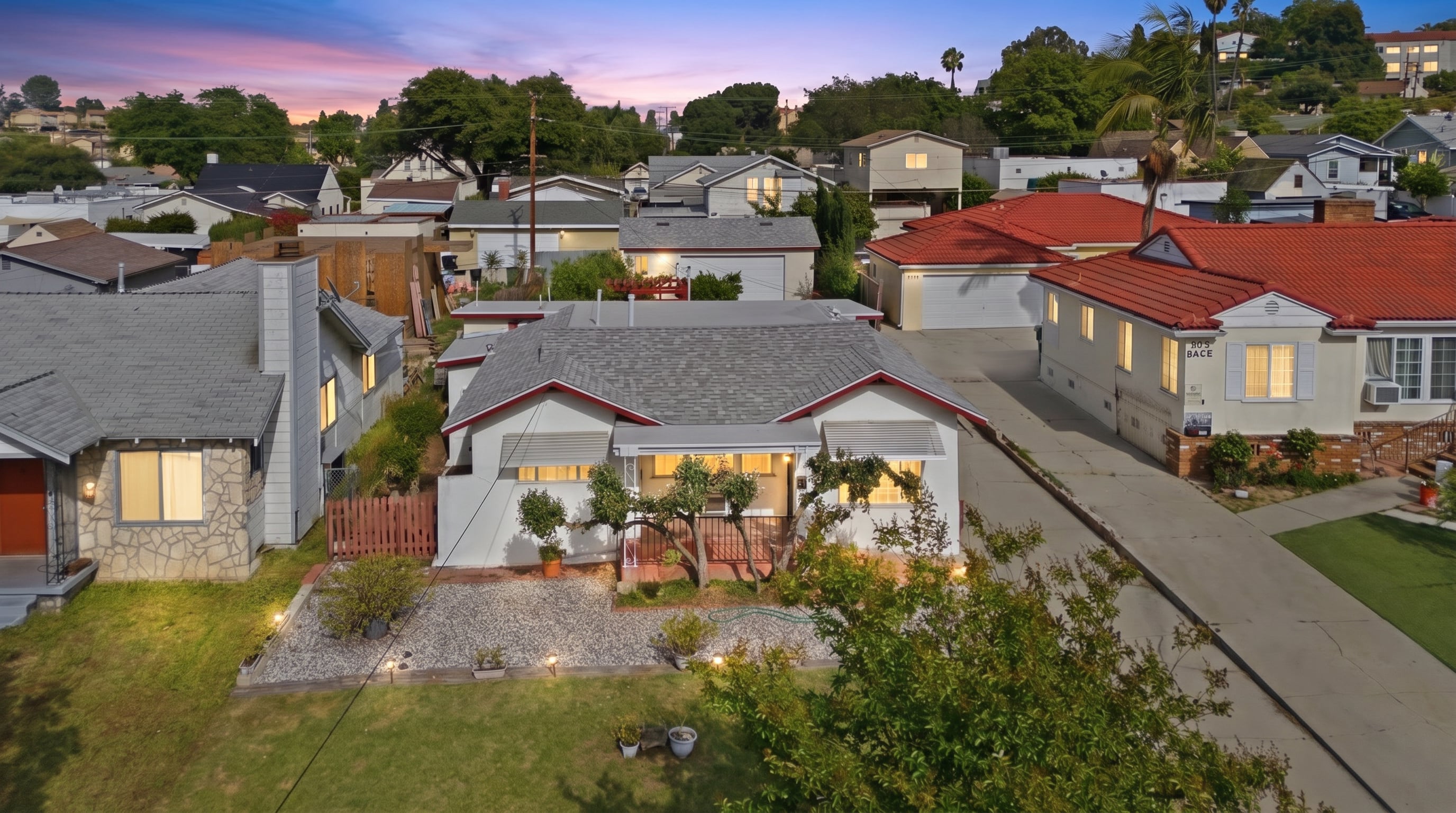 Twilights T2XpftNtrExTP_SK42Th2_4xLUtjhB_00001