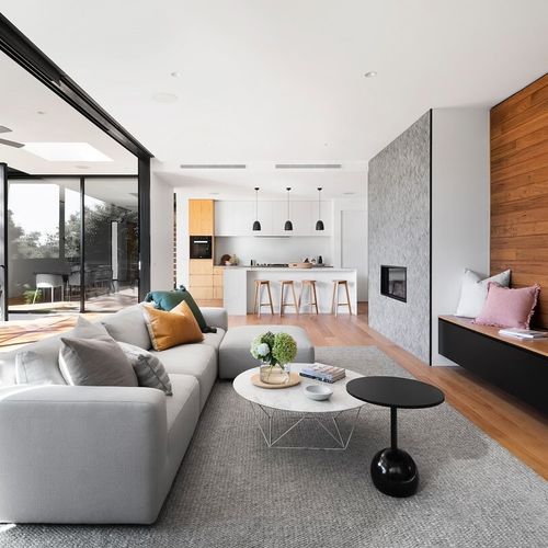 Staging the Coast: How to Style Your Home to Appeal to Out-of-State Buyers