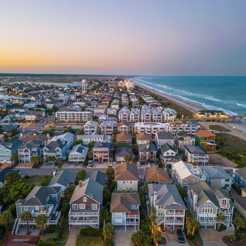 Wrightsville Dunes vs. Duneridge: A Battle of the Luxury Oceanfront Condos