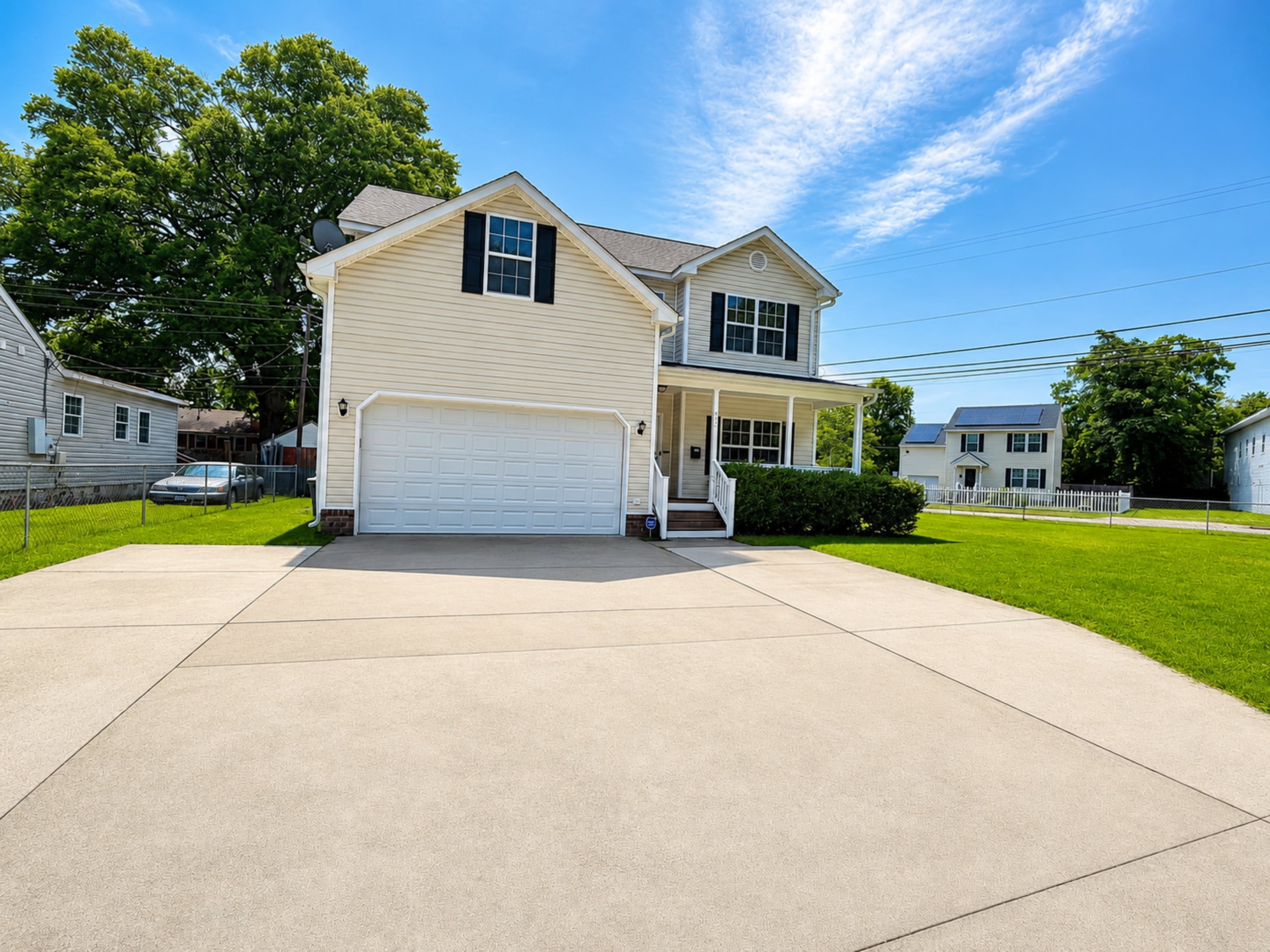 433 Colonial Front