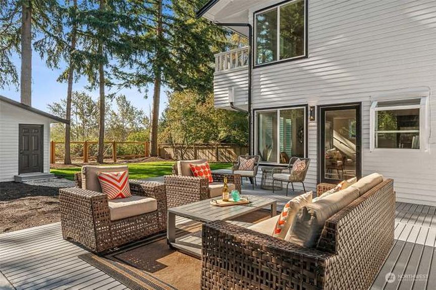 genMbmob.2300328_29_0