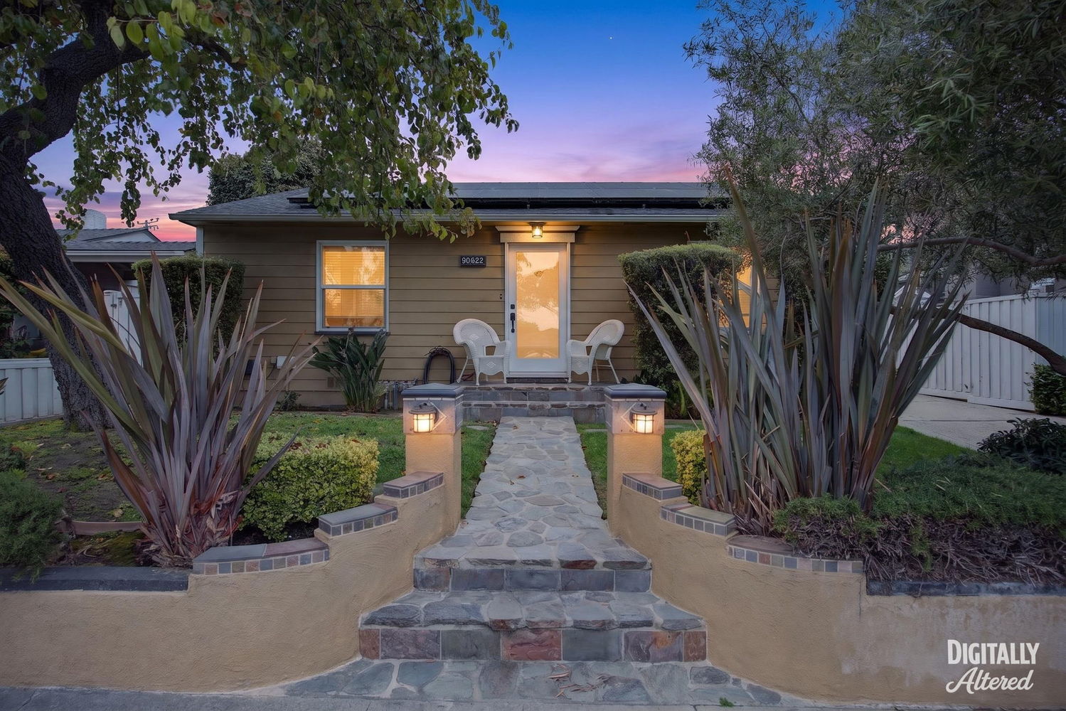 1-web-or-mls-Upmarketmedia_80-82Sea-004#twilight
